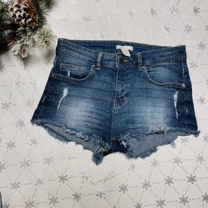 H&M Women's Distressed Denim Shorts Size 4